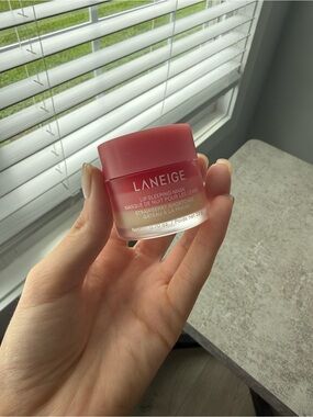 LANEIGE Lip Sleeping Mask Strawberry Shortcake - Pink Jar